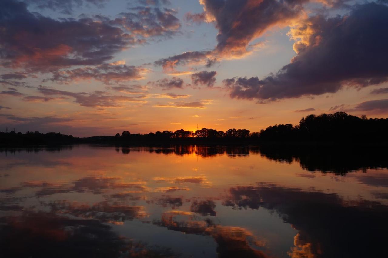 Z Widokiem Na Jezioro Vila Iława Exterior foto